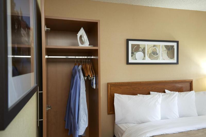 Comfort Inn New Glasgow Exteriör bild
